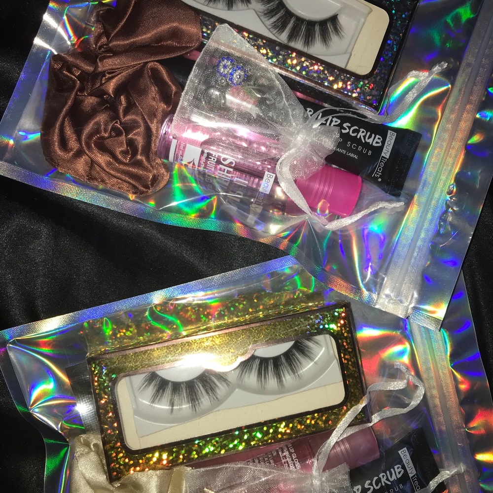 COPY - Custom Beauty Bundle: Lashes, Earrings, An…